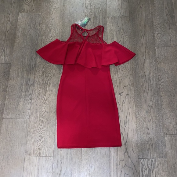 URBAN PLANET Off The Shoulder Mini Bodycon Dress. Small. Red. - Picture 3 of 3